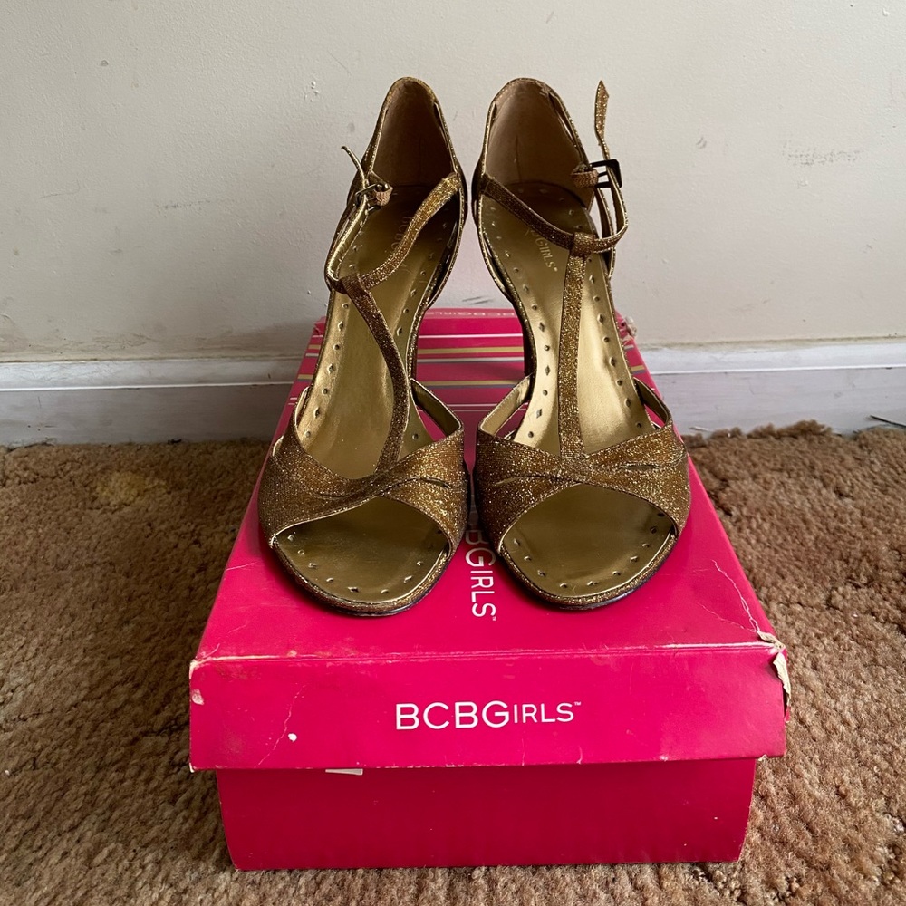 BCBGIRLS heels
